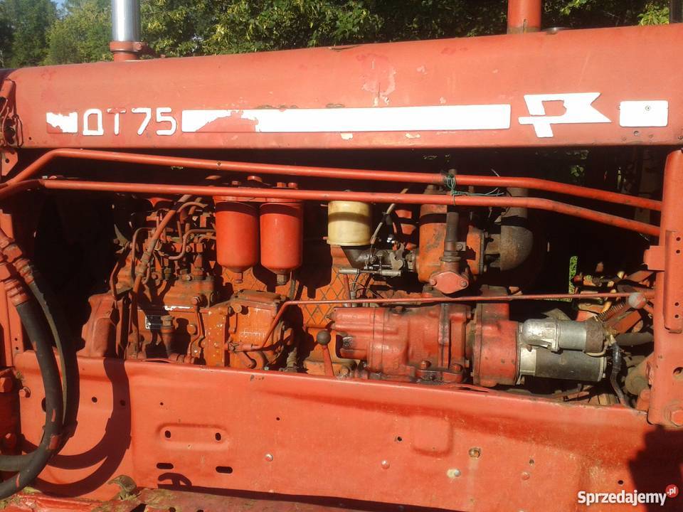 spychacz DT 75 Rok produkcji 1985 sprzedam