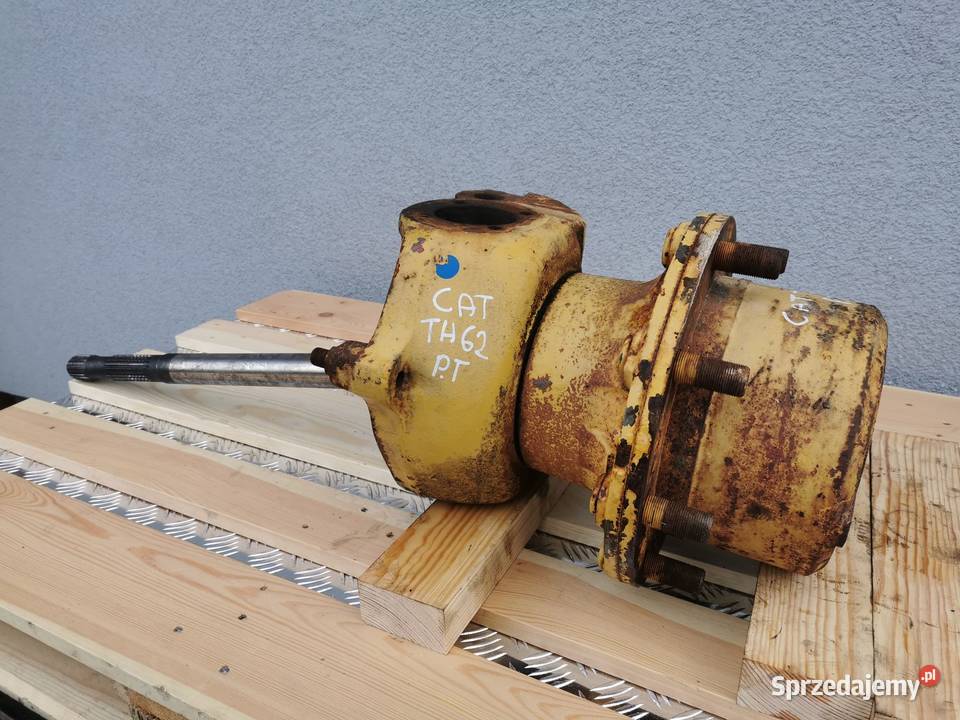Zwolnica Zwrotnica prawy tył CAT TH 62 Wilkowo sprzedam