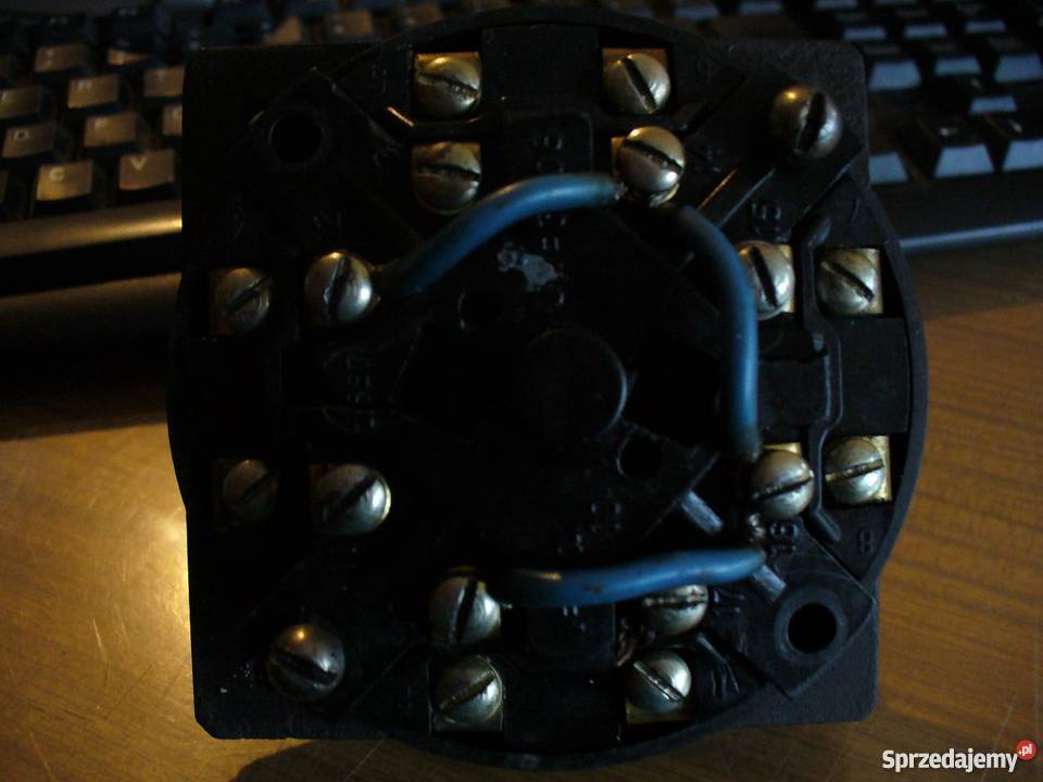 Przełącznik krzyżowy 1221822 do tokarki 1M63