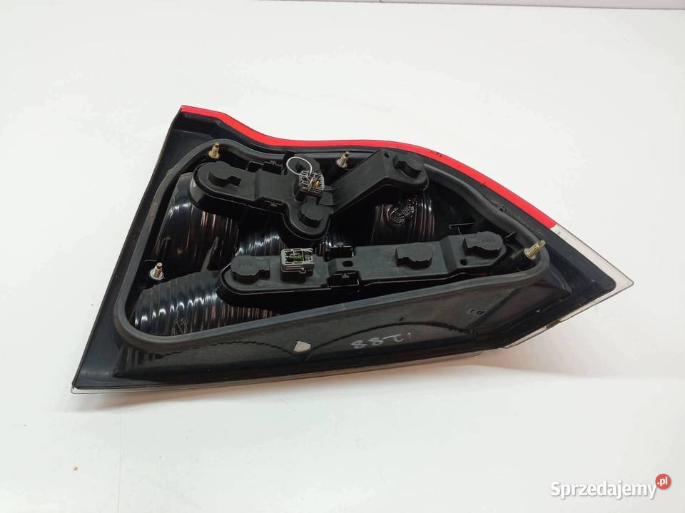 LAMPA TYŁ LEWA SEDAN Volvo S60 I 20002009