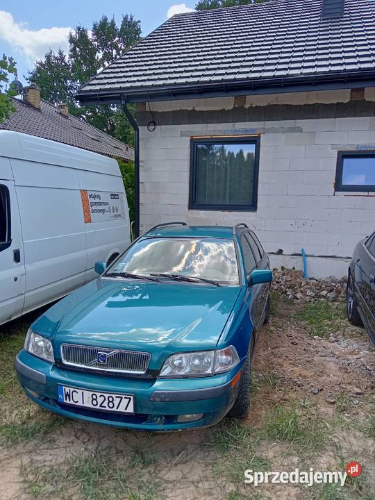 Volvo V40 1.8 lpg 2000r