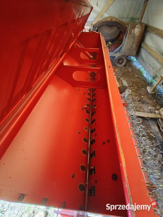 Sprzedam agregat uprawowo siewny 3m nieuszkodzony Agregaty Brogi