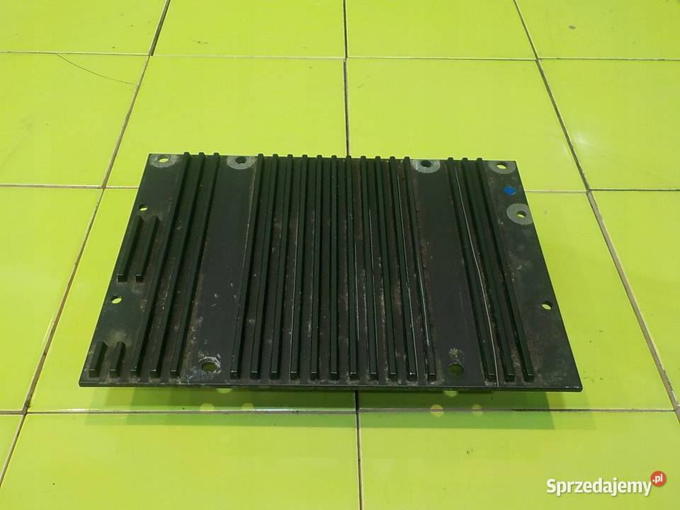 VOLVO XC90 I LIFT 24 D5 10r 5D wzmacniacz Suków