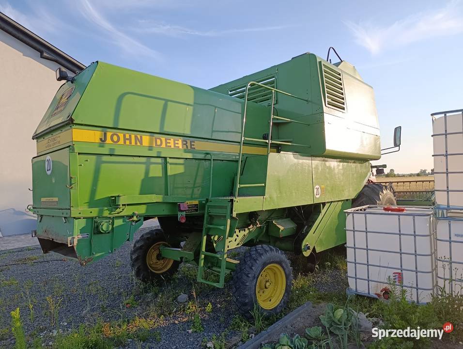 Kombajn zbożowy John Deere 1166 nieuszkodzony