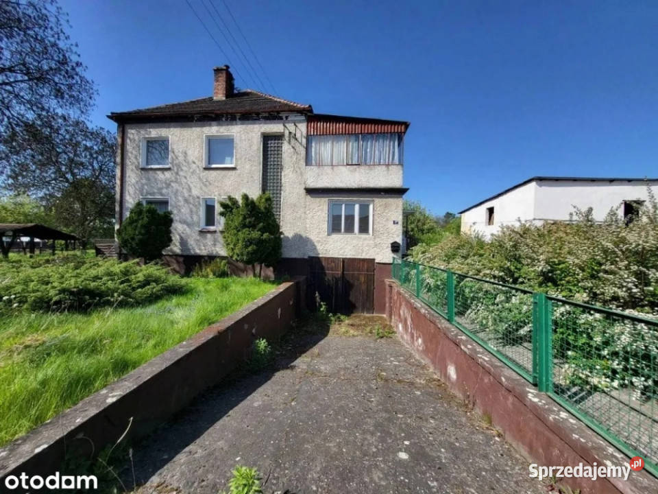 Sprzedam słoneczny dom położony w spokojnej Liczba pokoi 6 Prudnik