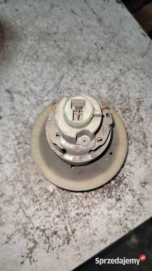 Dmuchawa nawiewu Audi 100