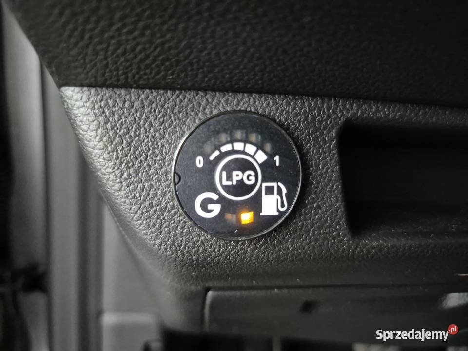 Clio 10 TCe Techno LPG garażowany Katowice