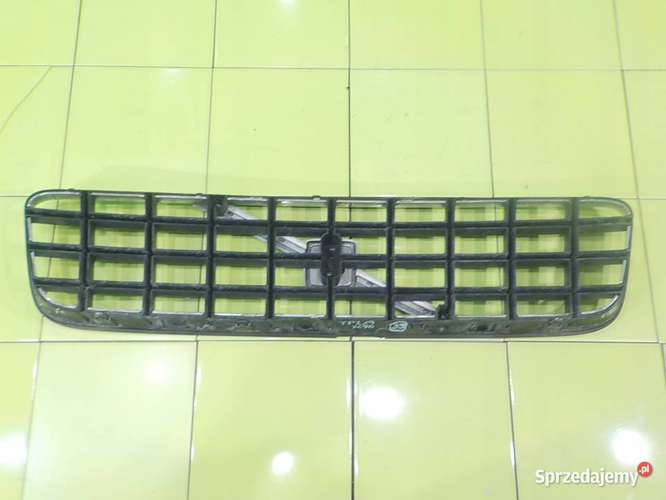VOLVO XC90 I 24 D AUT 05r 5D atrapa grill 862064 Suków