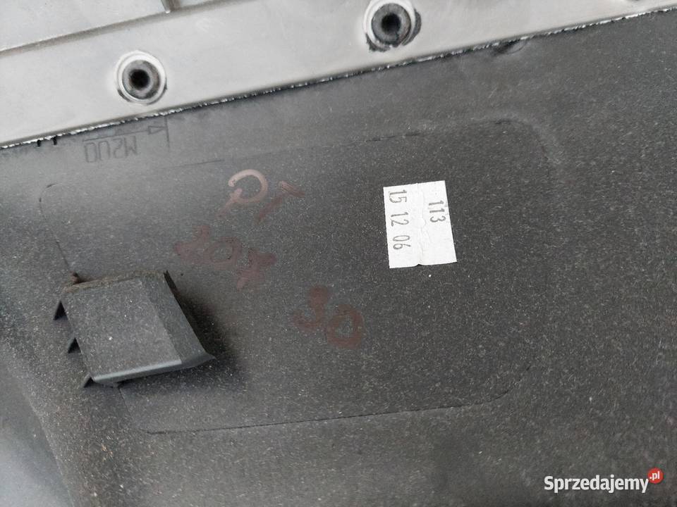 Boczek tapicerka prawy tył Peugeot 207 3D Przyborów sprzedam