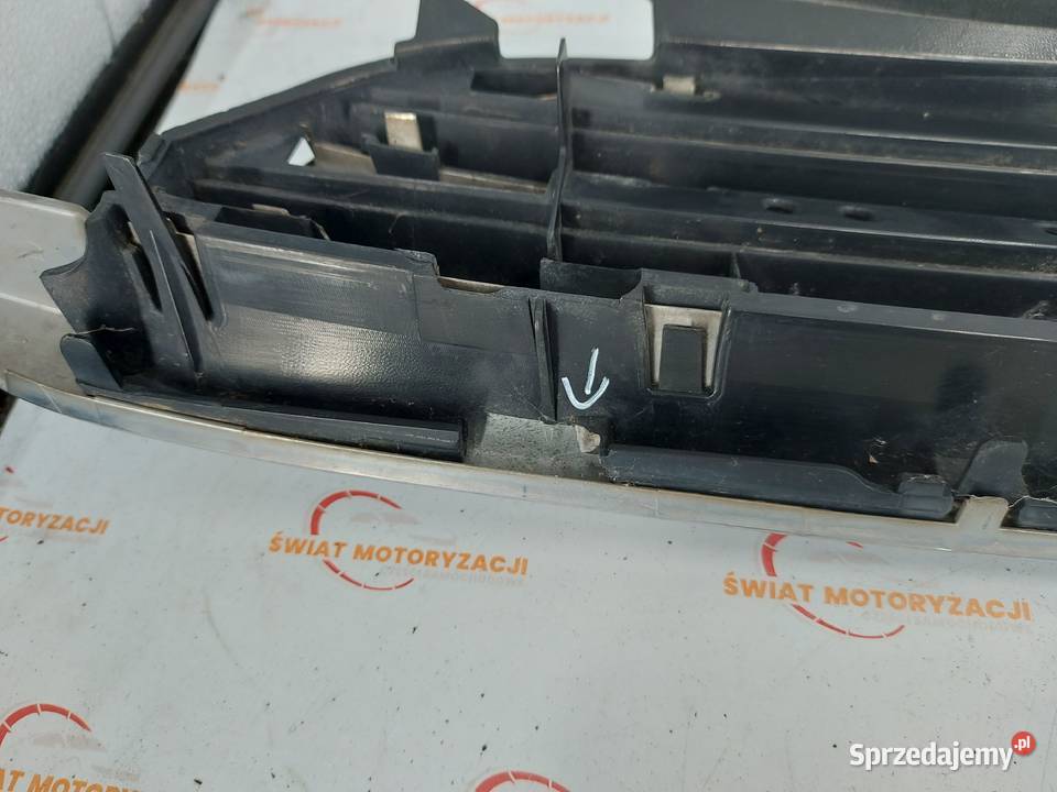 MINI CLUBMAN R55 10r grill atrapa 16084400 osobowe świętokrzyskie