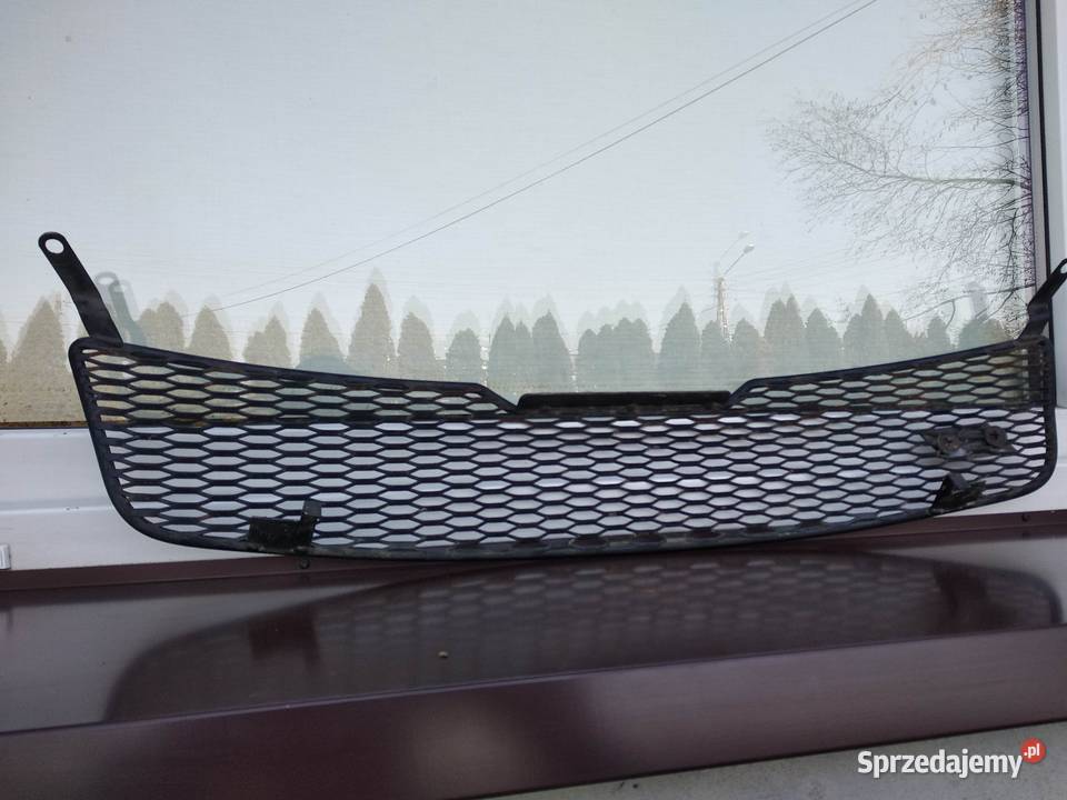VW Passat B5 przedlift grill atrapa przednia łódzkie