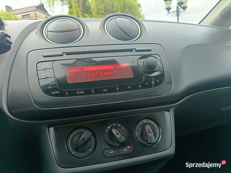 Seat ibiza 14MPI czarny małopolskie Słomniki