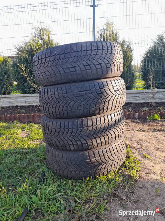 Opony zimowe 4 sztuki Warszawa sprzedam