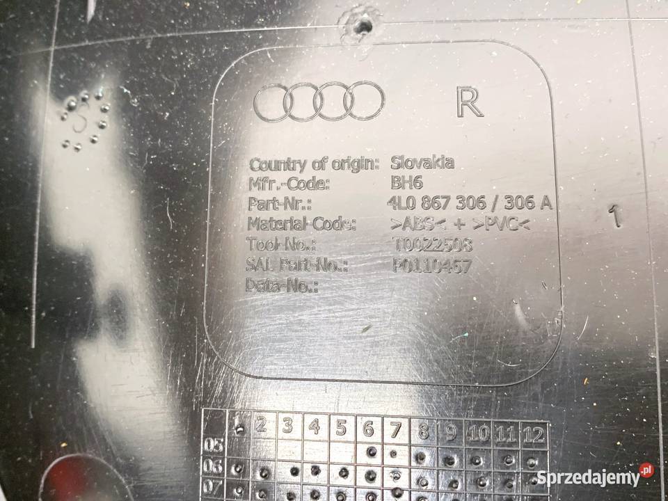 BOCZEK DRZWI PRAWY TYŁ AUDI Q7 4L Hatchback 0616