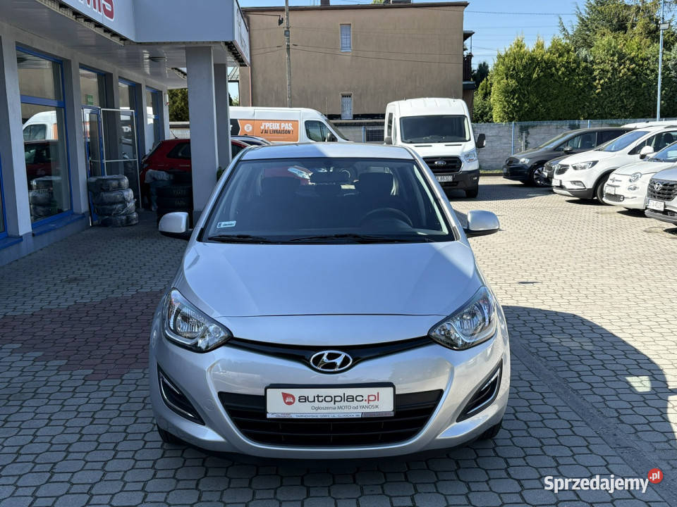 Hyundai i20 12 86 Klima Niski przebieg Gwarancja srebrny Tarnowskie Góry sprzedam