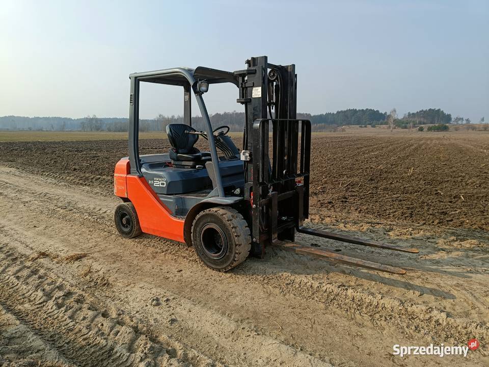 Toyota tonero wózek widłowy 8fdf20 Juchnowiec Kościelny