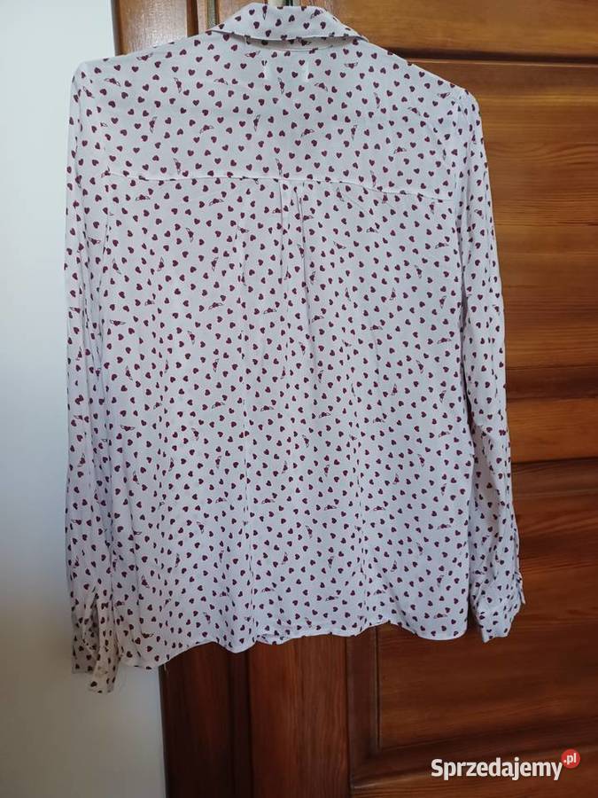 Koszula biała w serca rozmiar S PullBear stan biały Rzeszów