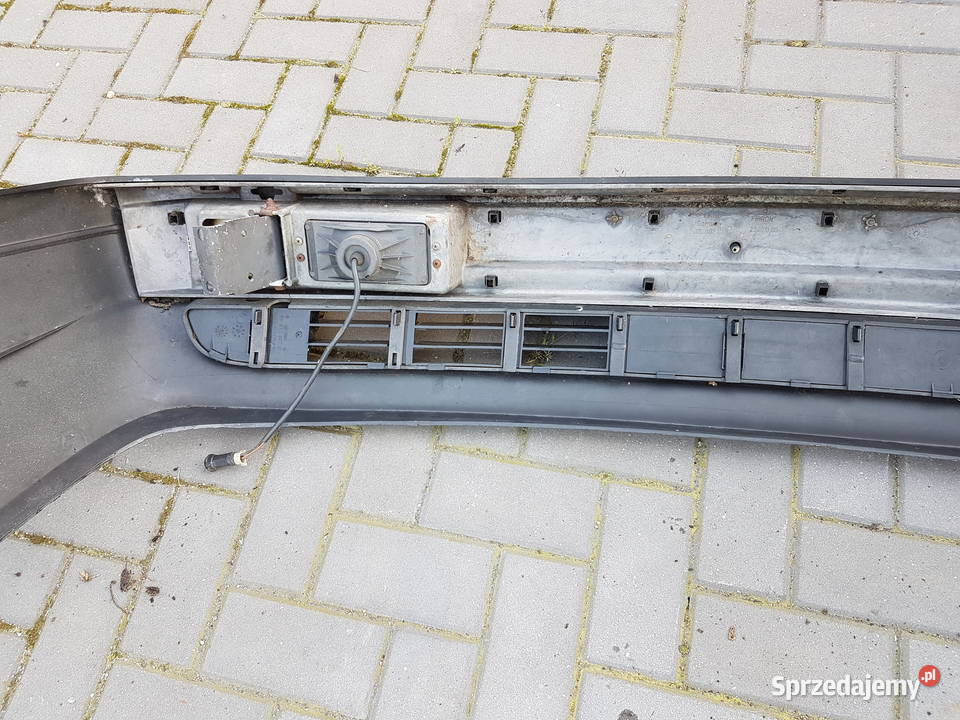 AUDI 80 90 COUPE B2 1983 ZDERZAK PRZOD HALOGEN sprzedam