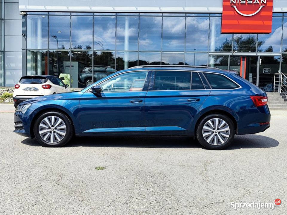 Skoda Superb 2022r kamera NAVI el fotel grzana nieuszkodzony małopolskie Kraków sprzedam
