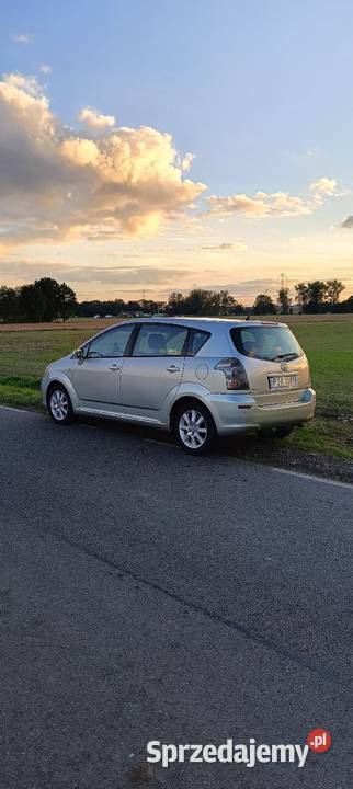 Toyota Corolla Verso 22 D4D 136 uszkodzony Pleszew