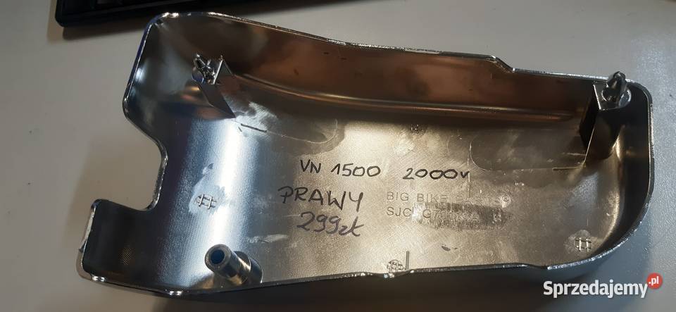Boczek prawy Kawasaki Vulcan VN 1500