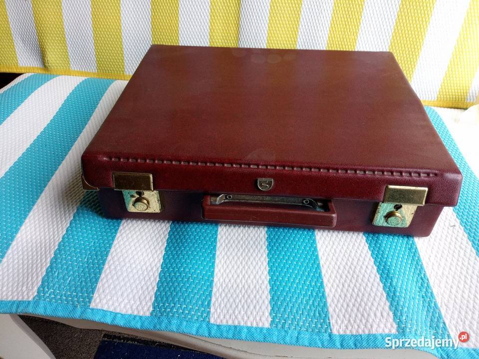 Walizkę sprzedam Borówno