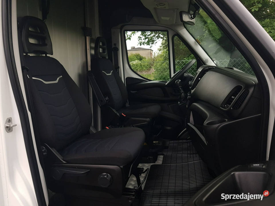 Iveco Daily KONTENER NISKOPODŁOGOWY 444x223x242 centralny zamek Iveco Poręba sprzedam