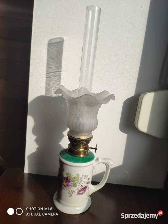 Stara francuska porcelanowa lampa naftowa 32