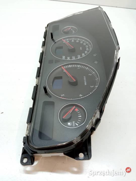 LICZNIK 30746102 24 D Volvo S60 I 20002009