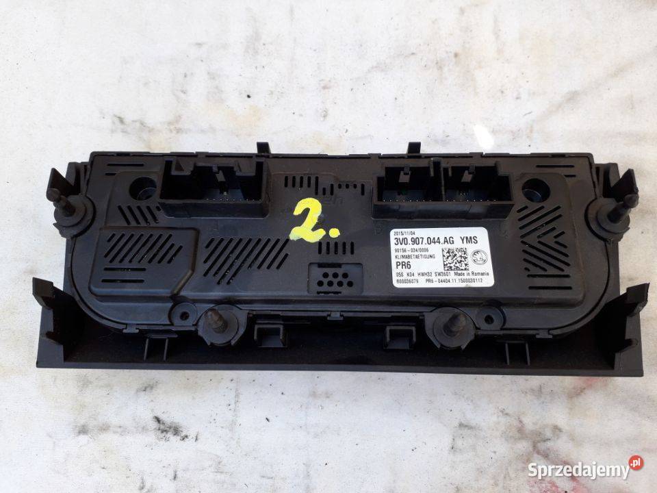 Panel klimatyzacji Skoda Superb III 3V0907044AB