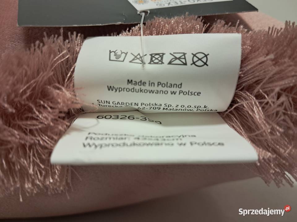 Poduszka dekoracyjna z frędzlami SMUKEE HOME