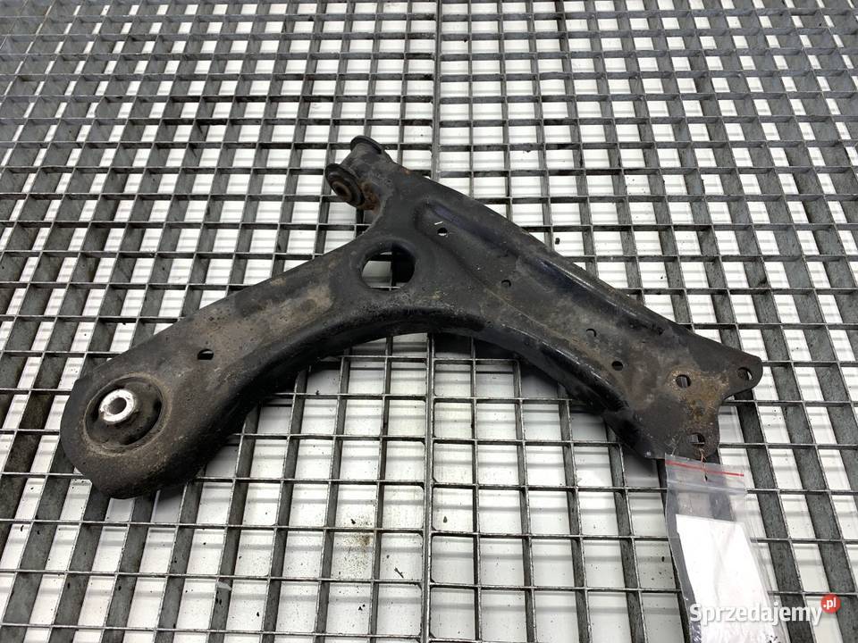 WAHACZ PRAWY PRZÓD SKODA RAPID Hatchback