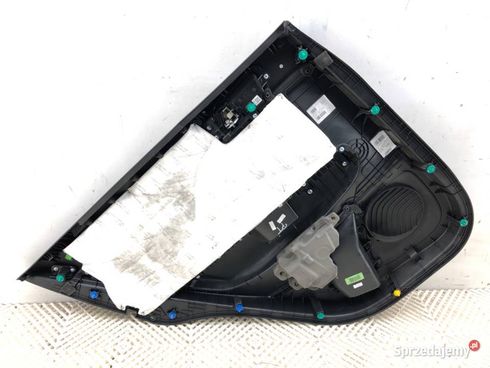 BOCZEK DRZWI PRAWY TYŁ KIA SPORTAGE IV SUV