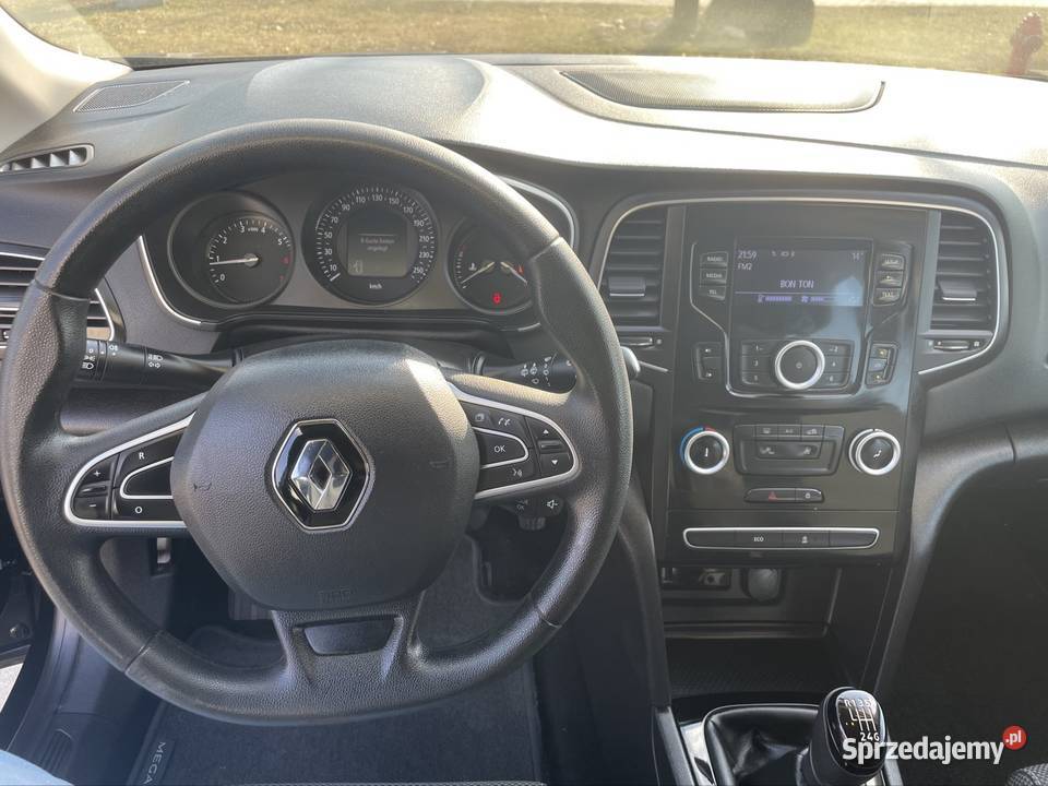 Renault Megane 12 Turbo 2016 mały przebieg 101KM lubelskie Chełm sprzedam
