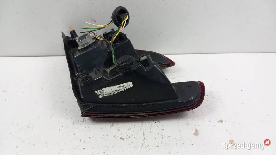 RENAULT MEGANE III KOMBI LAMPA TYŁ PRAWA W KLPAĘ Zbierkowo