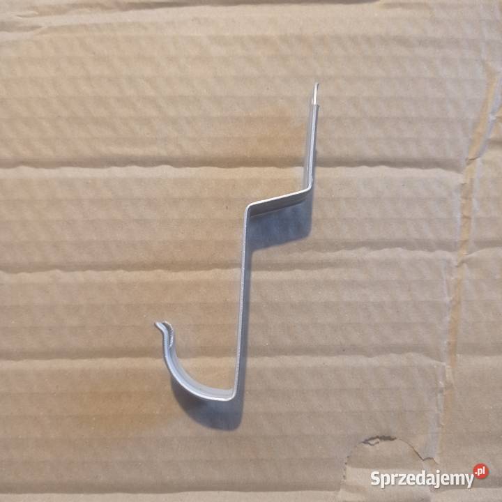 Klamra uchwyt gąsiora do dachówki Kamień Pomorski