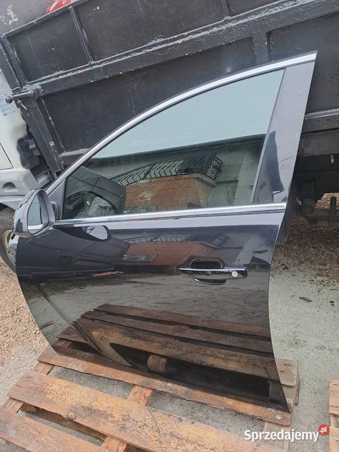 Opel Insignia A Kombi błotnik drzwi klapa