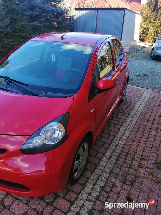 Toyota aygo 2006r 4 drzwi 2 kluczyki ASR (kontrola trakcji) małopolskie Męcina sprzedam