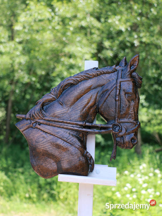 Płaskorzeźba konia