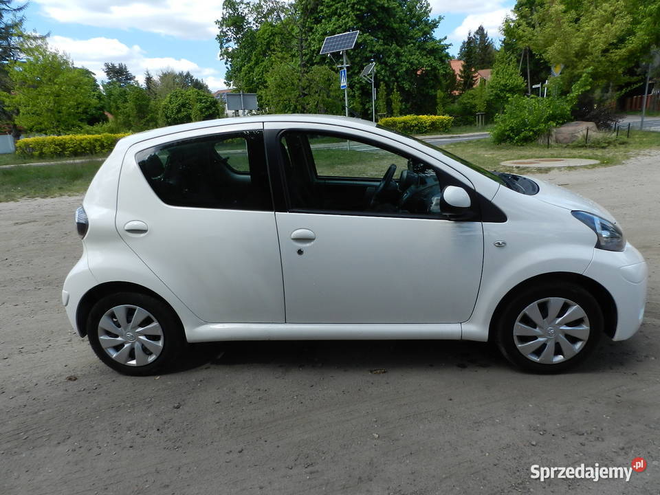 Toyota Aygo 5drzwi Klima SERWIS 1właściciel Puszczykowo