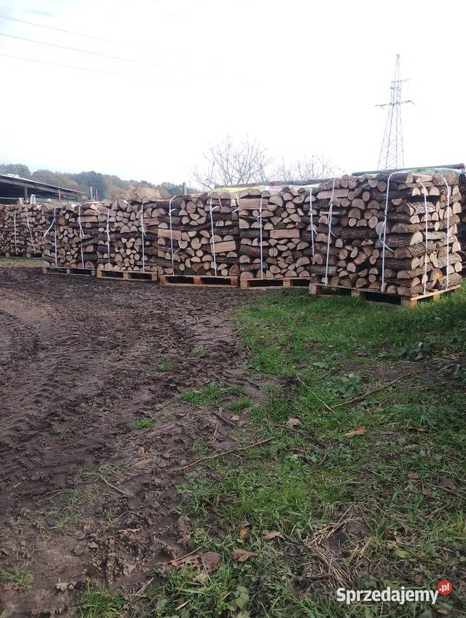 Drewno kominkowe opalowe ułożone na paletach 1m3 Opał Banino