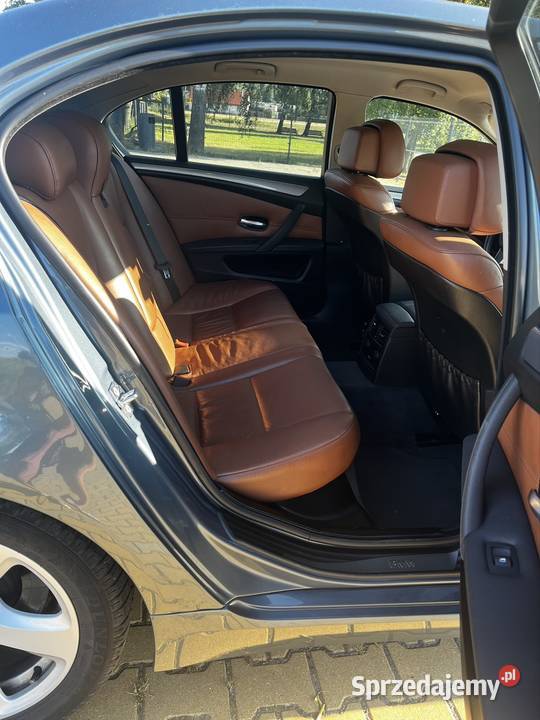Bmw E60 LCI 520i Polift Super Stan serwisie Rok produkcji 2008 Seria 5 Dobrzyca