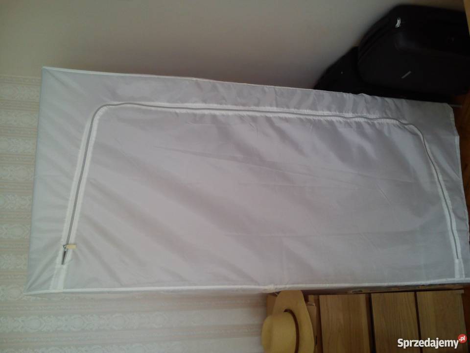 tekstylna szafa ikea z wiszącymi polkami i Warszawa