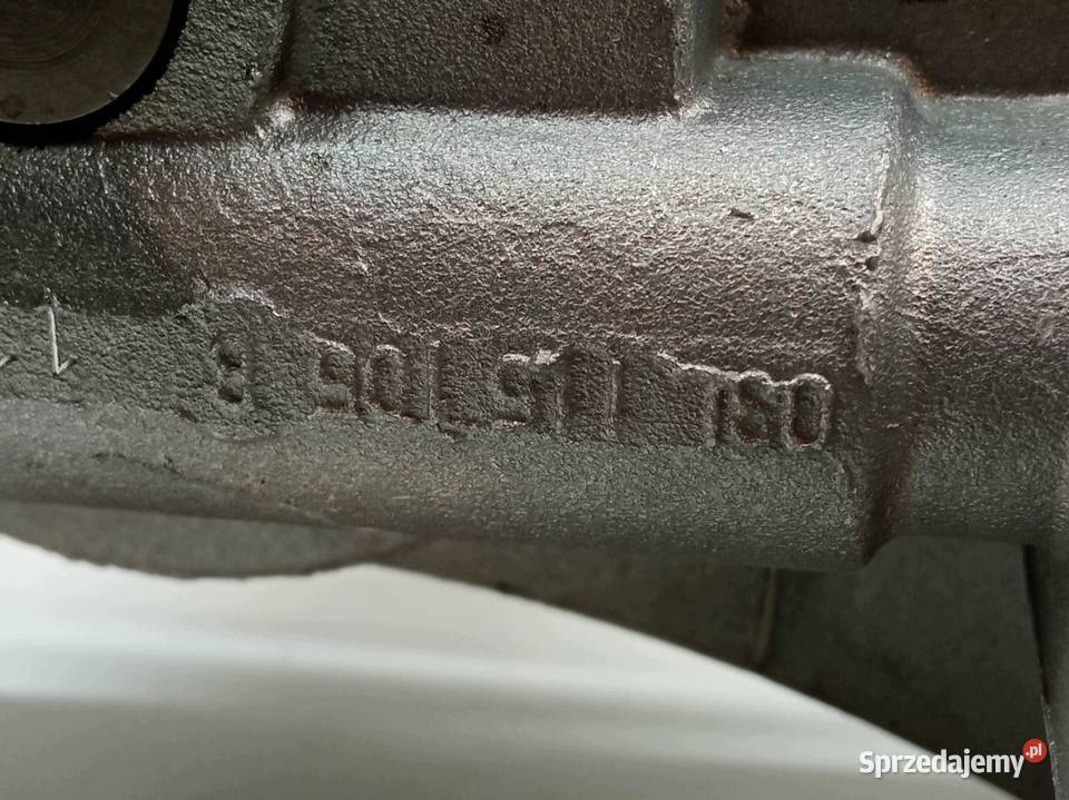 POMPA OLEJU 03L115105B 16 TDI Skoda Fabia II