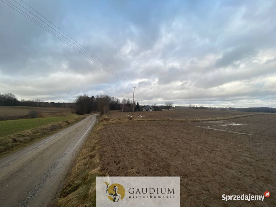 Działka w Pomieczyńskiej Hucie utwardzona Pomieczyńska Huta