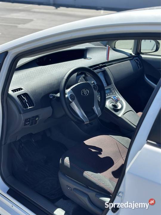 Prius 3 z LPG zadbany biały Prius Rzeszów