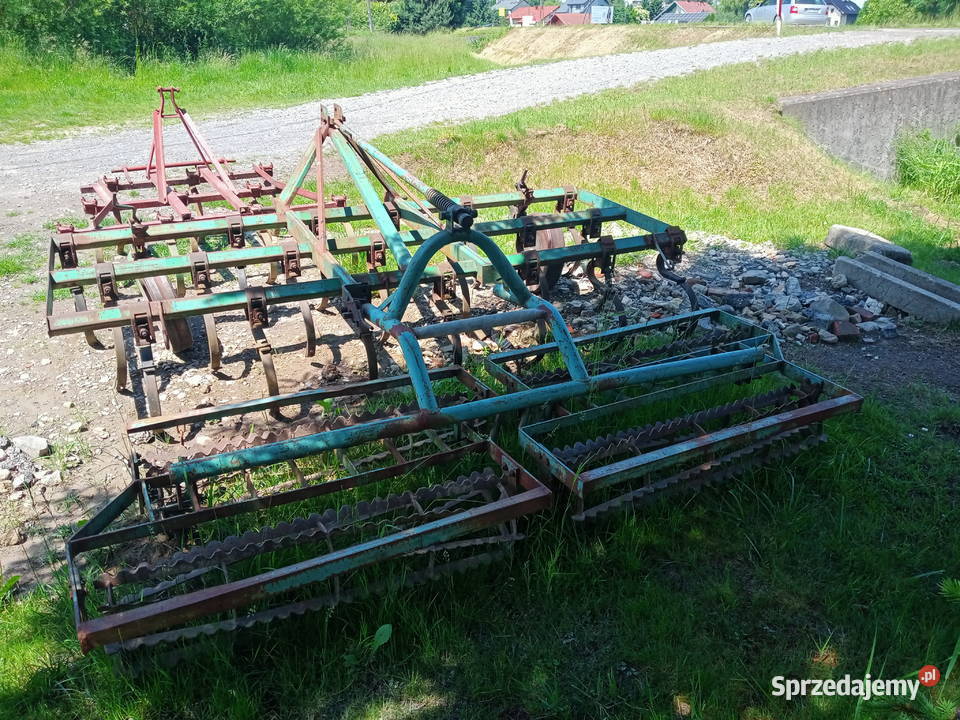 Kultywator z wałkami Niepołomice