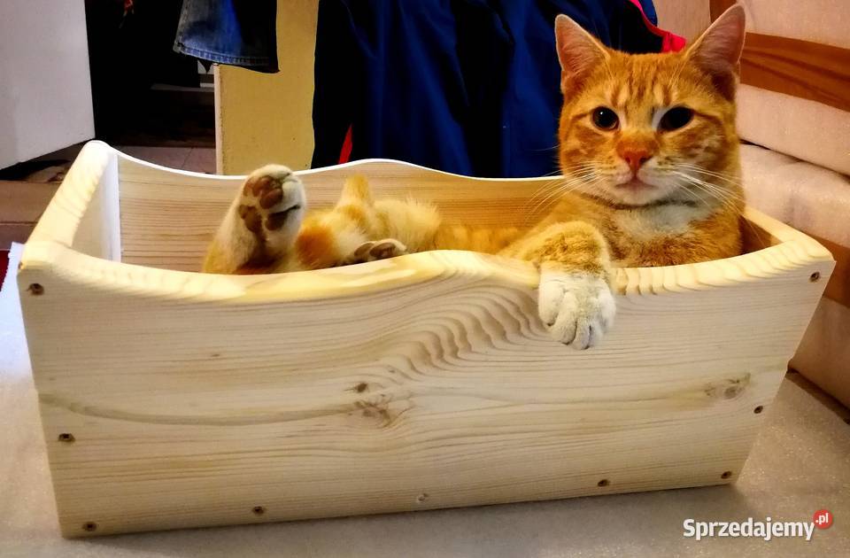 Donica drewniana z motywem serca kwietnik świętokrzyskie Radków