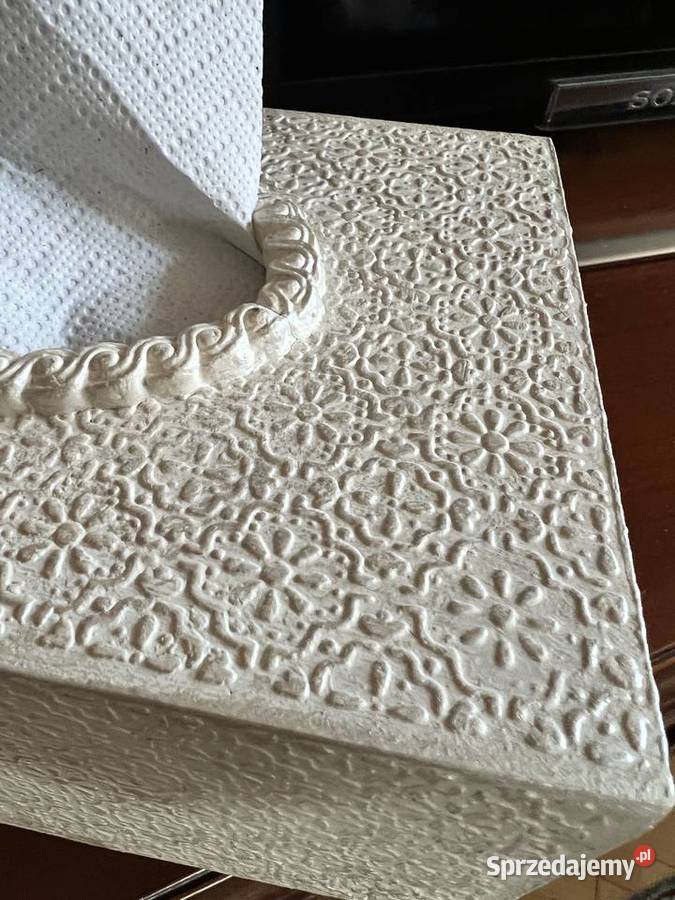 Chustecznik ręcznie zdobiony Warszawa