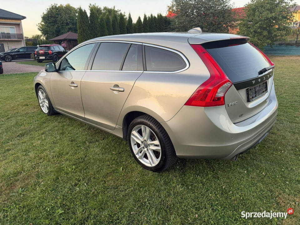 Volvo V60 Perfekcyjny Automat Bezwypadkowy I bluetooth Rzeszów sprzedam